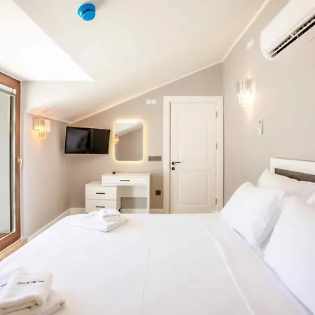 Apartament Arya Delux Kaş