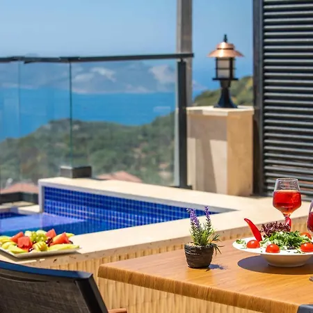 Arya Delux Apartament *
