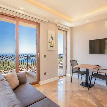 Apartamento Arya Delux